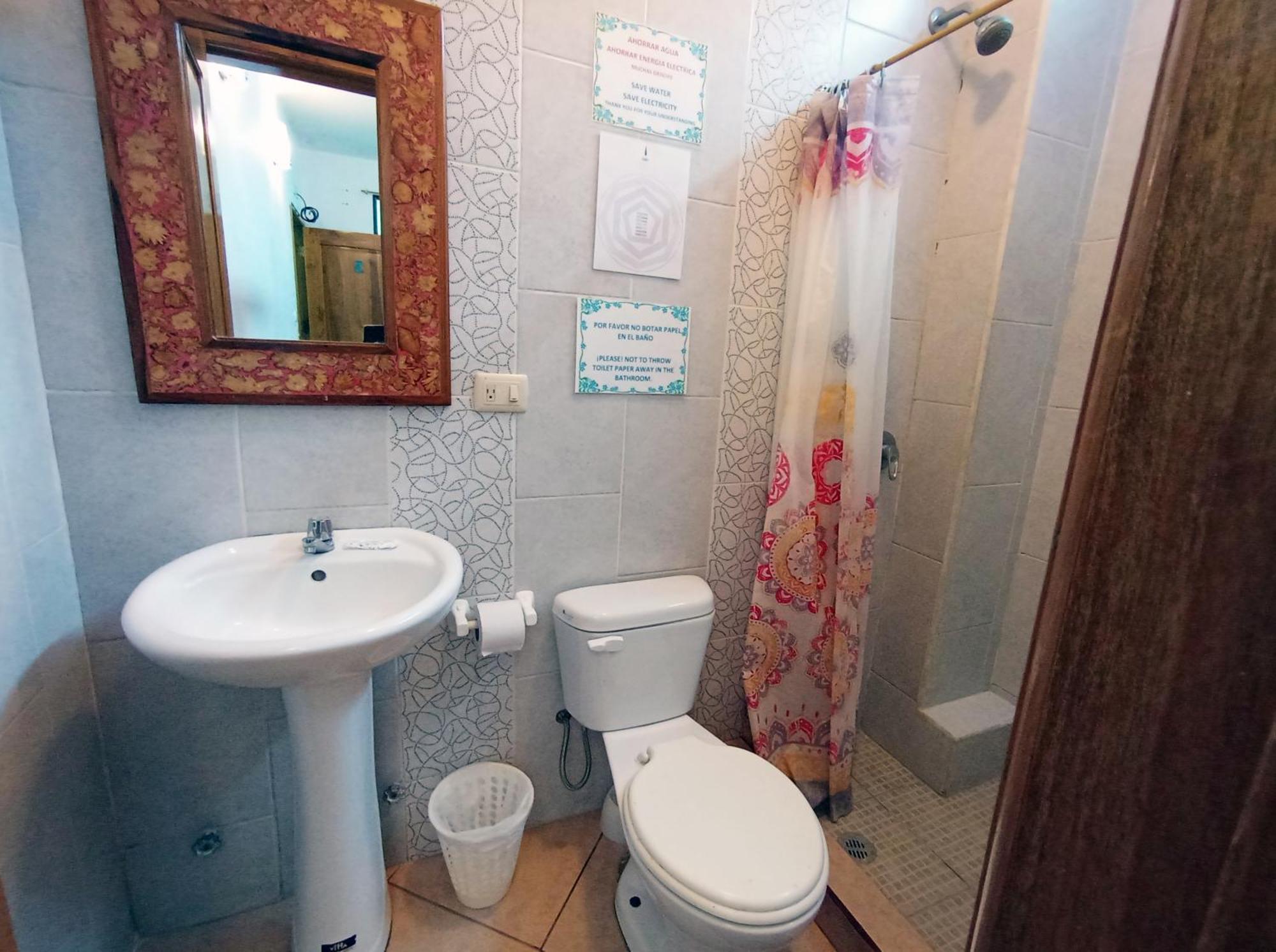 Hostal Yaku Монтаньита Экстерьер фото