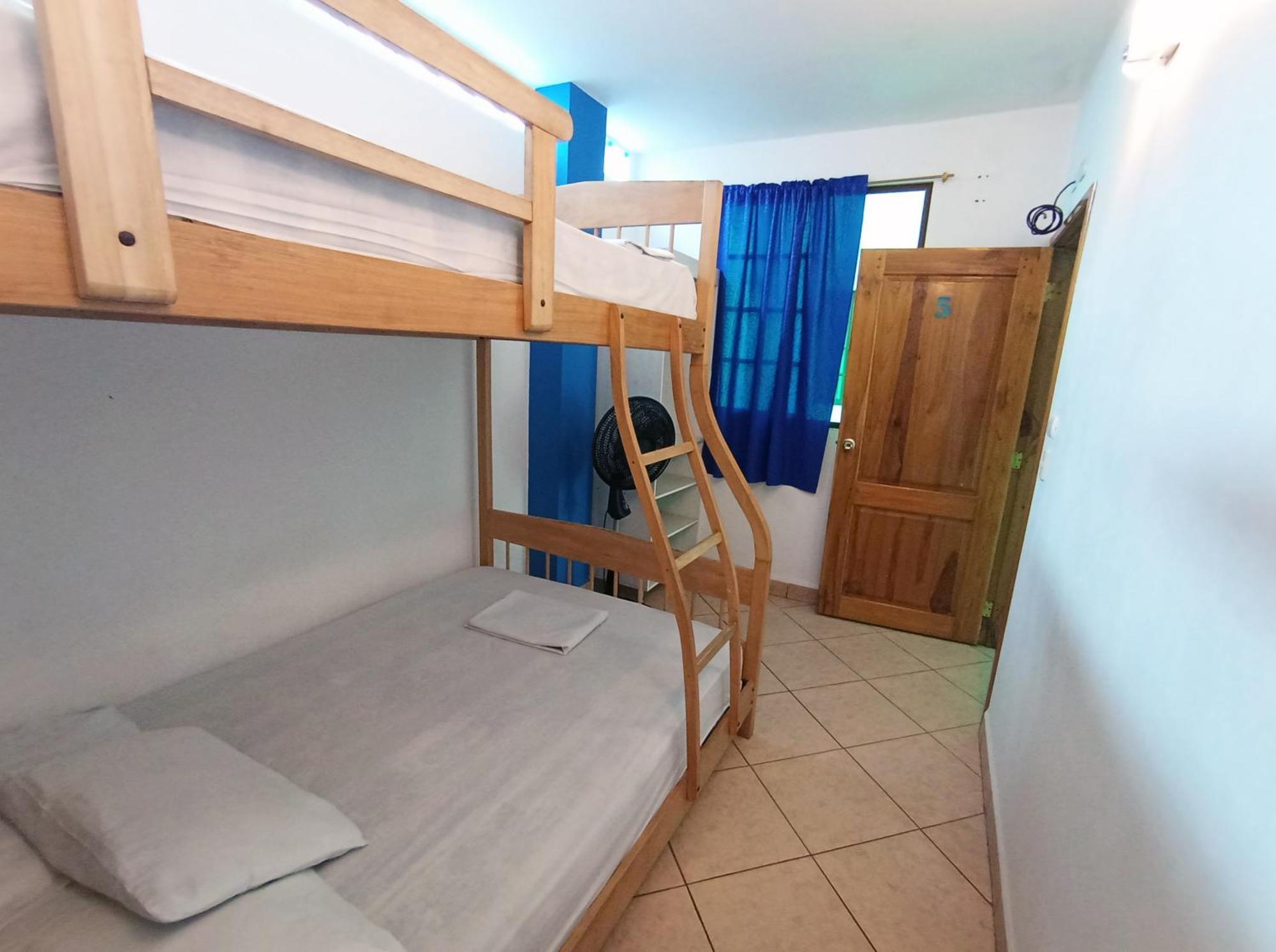 Hostal Yaku Монтаньита Экстерьер фото