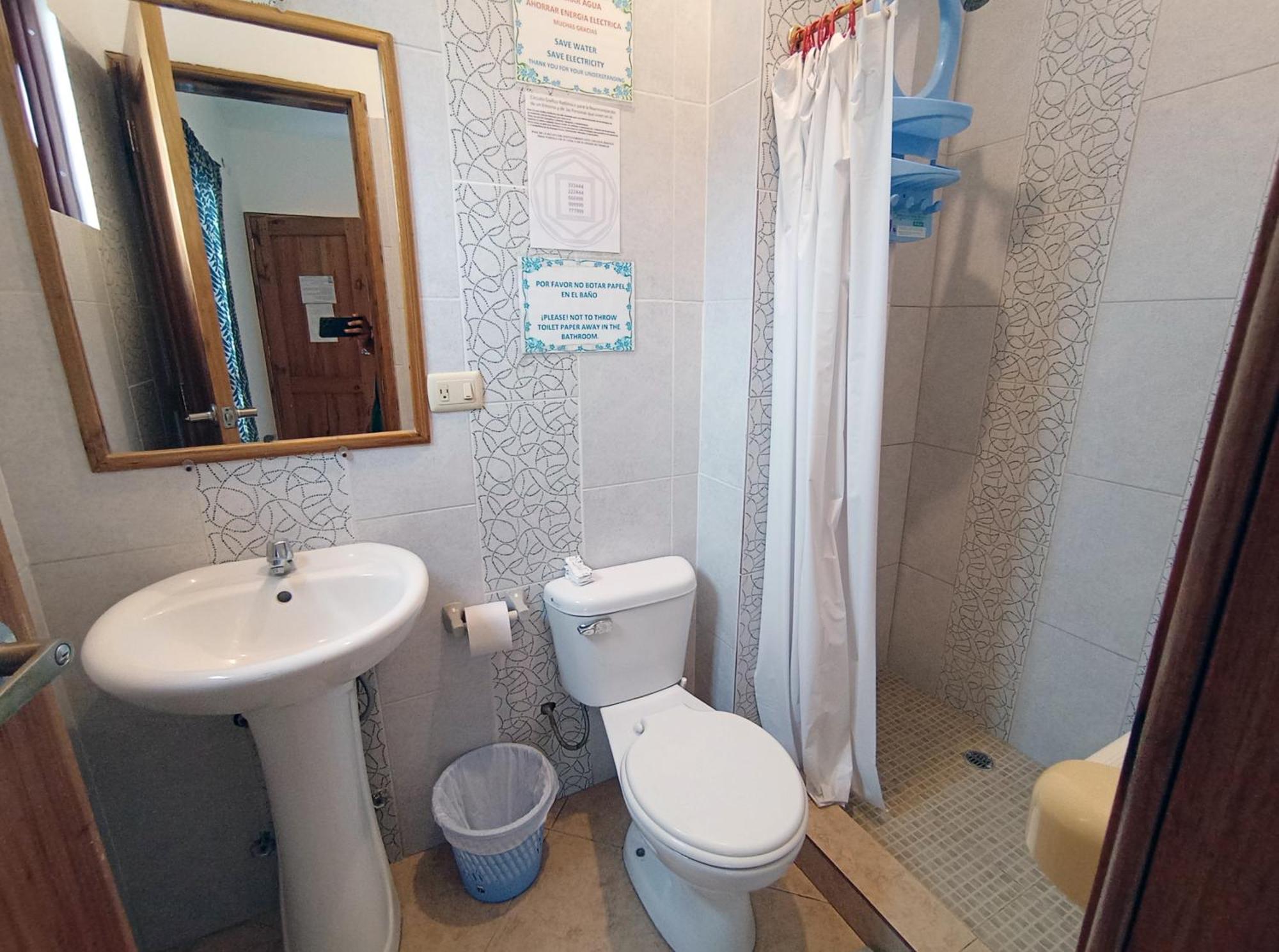 Hostal Yaku Монтаньита Экстерьер фото